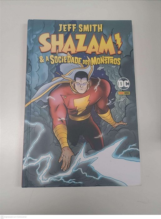Gibi Shazam! & a Sociedade dos Monstros Autor Smith, Jeff (2014) [seminovo]
