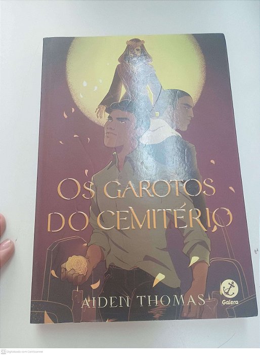 Livro os Garotos do Cemiterio Autor Thomas, Aiden (2021) [usado]