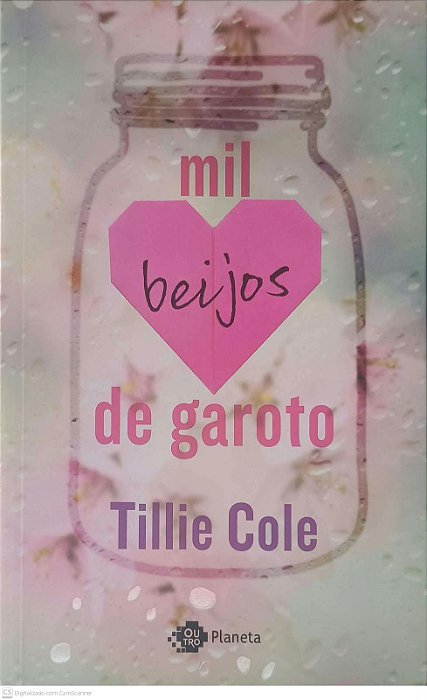 Livro Mil Beijos de Garoto Autor Cole, Tillie (2017) [usado]