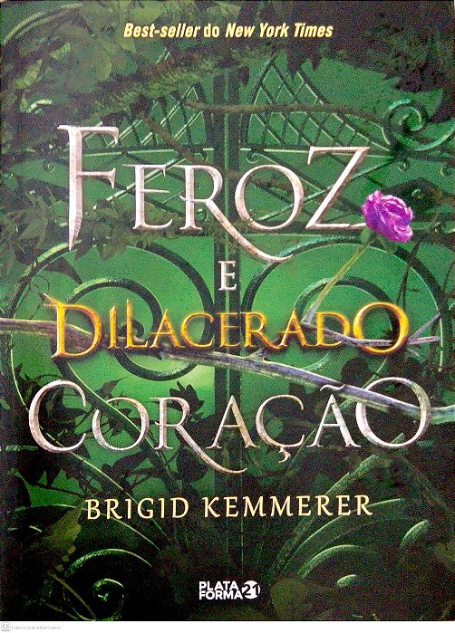 Livro Feroz e Dilacerado Coração [cursebreakers; 2] Autor Kemmerer, Brigid (2021) [seminovo]