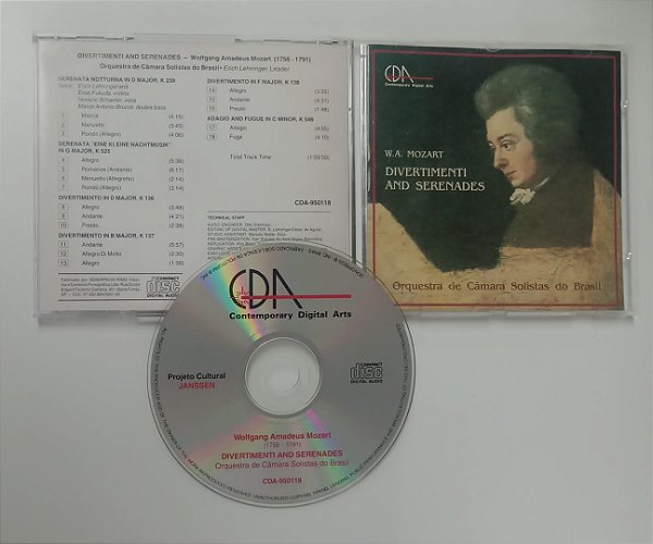 Cd Divertimenti And Serenades Interprete Mozart por Orquestra [usado]