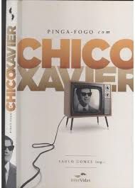Livro Pinga-fogo com Chico Xavier Autor Gomes, Saulo (2010) [usado]