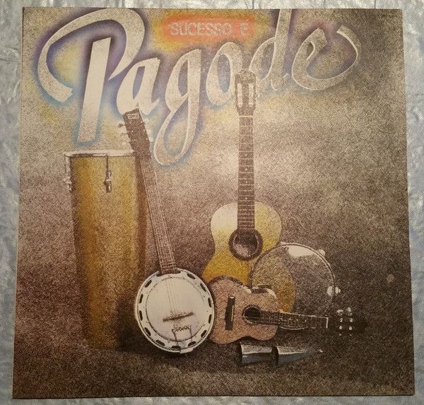 Disco de Vinil Sucesso e Pagode Interprete Grupo Pe no Chao (1986) [usado]