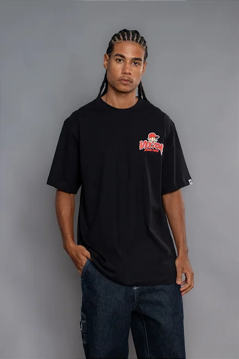 CAMISETA VEXTOR MANGA CURTA ATOMIC PISTOL PRETO