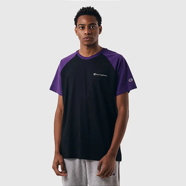 CAMISETA CHAMPION RAGLAN MINI SCRIPT BLACK PURPLE