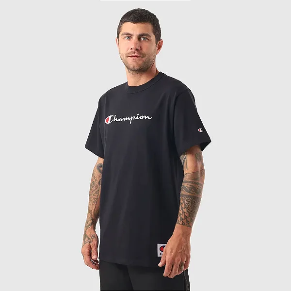 CAMISETA CHAMPION LIFE SCRIPT LOGO EMB BLACK