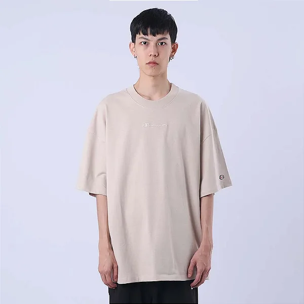 CAMISETA OVERSIZED CHAMPION LIFE MINI SCRIPT SURTON EMB BEIGE