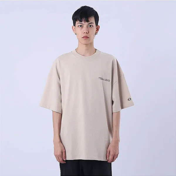 CAMISETA OVERSIZED CHAMPION LIFE CIRCA INK BEGE