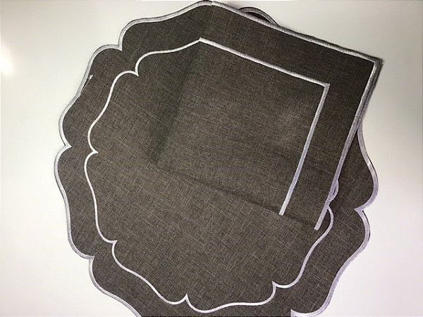 Jogo Americano com Guardanapo Bordados