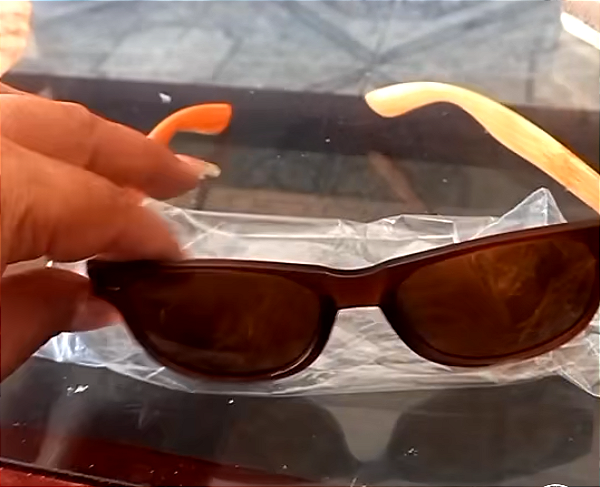 Óculos madeira marrom