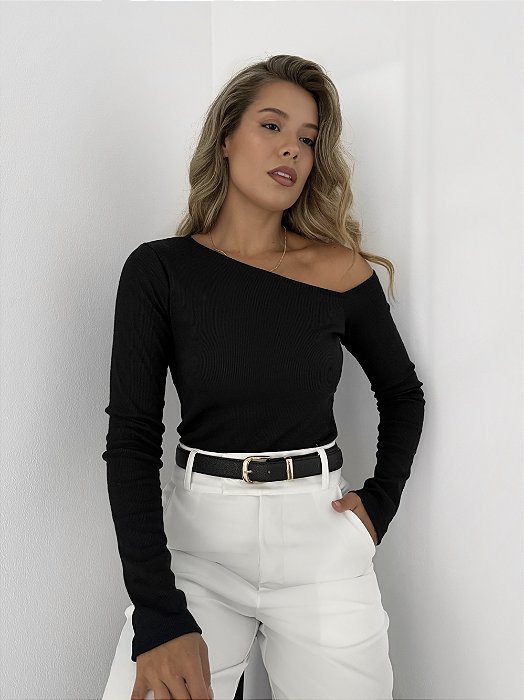 Blusa Ombro Assimétrico | Canelada