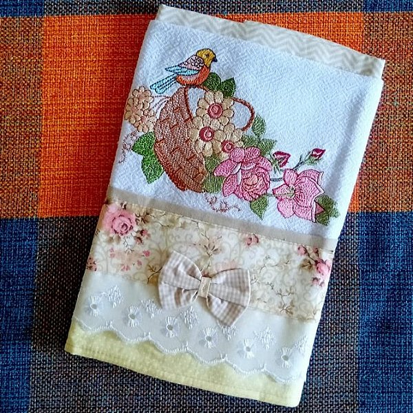 Pano de Prato Bordado 10