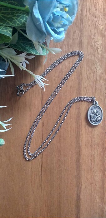 Cordão de São José pescoço