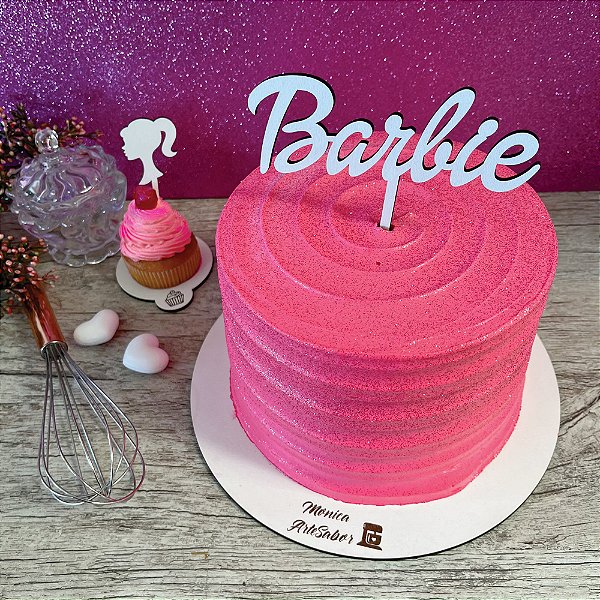 bolo de dois andares barbie