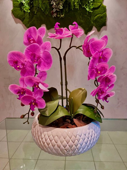Arranjo Artificial 2 Orquídeas Rosas Vaso de Cerâmica Branco