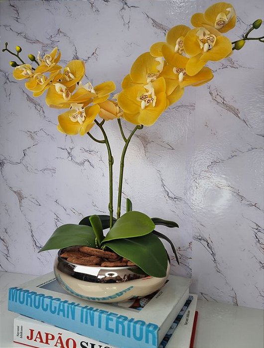 Arranjo Com 2 Orquídeas Amarela Vaso Dourado 22cm