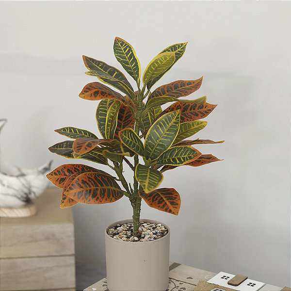 Planta Artificial Croton 30 - 35 cm