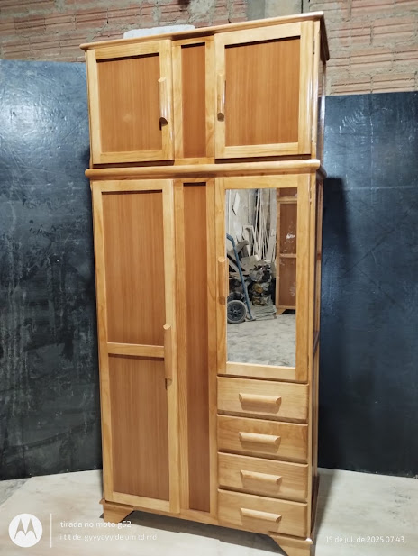 GUARDA ROUPA DE MADEIRA 2 PORTAS  1.00 X 2.15 X 0.50