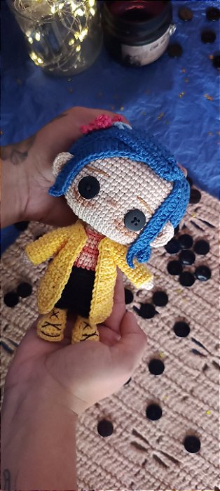 Coraline em Amigurumi Boneca Feita à Mão