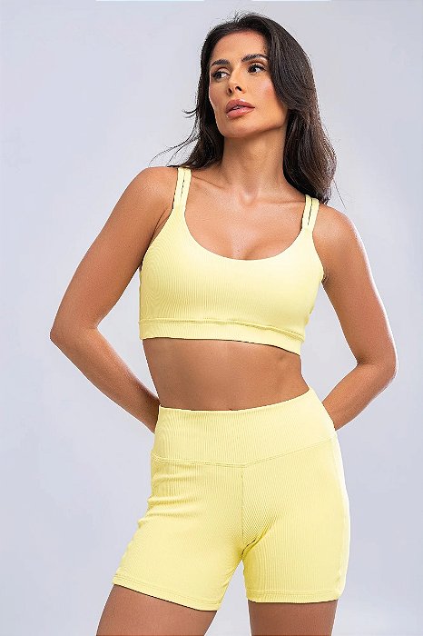 Shorts Offop Curto Amarelo