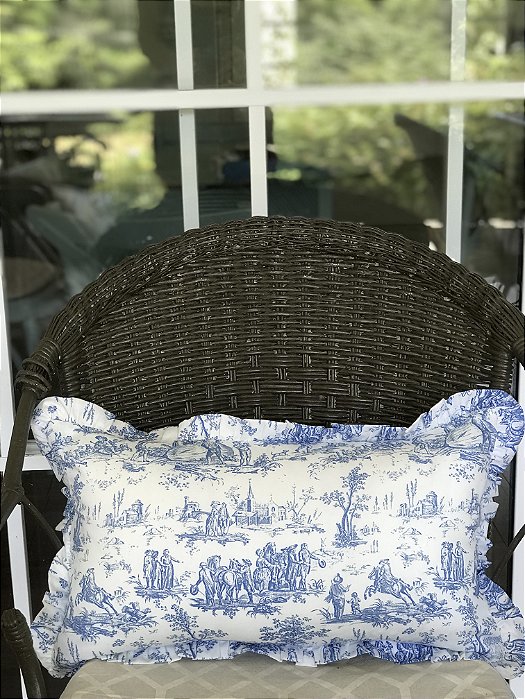 Almofadinha com babados Toile de Jouy