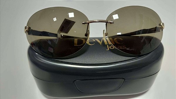 Oculos Champion Dourado Gold GS00013A. Outilet.
