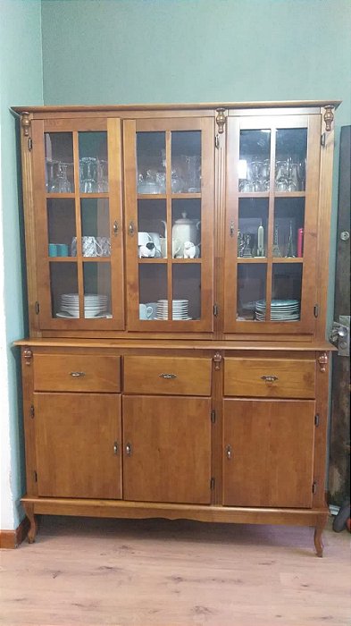 Arca oratória 3 portas vidro cruzeta , 3 portas madeiras, 3 gavetas