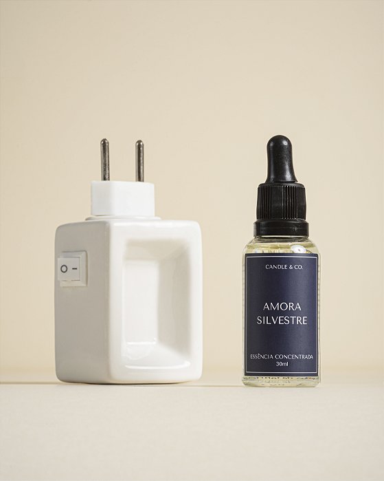 Kit Difusor Elétrico e Essência Concentrada Amora Silvestre 30ml