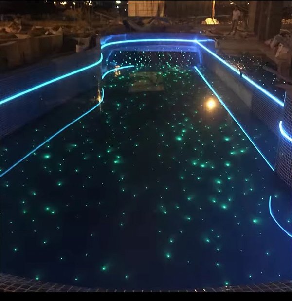 Iluminação de Piscina com Fibra Óptica Efeito Estrelado