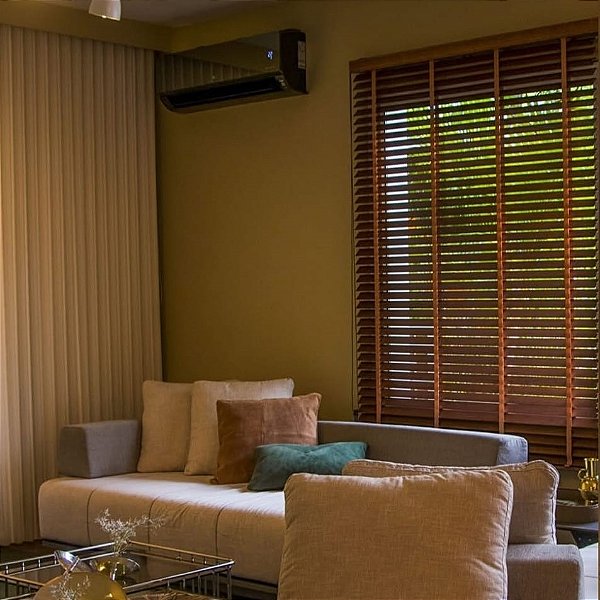 PERSIANA HORIZONTAL MADEIRA 50MM