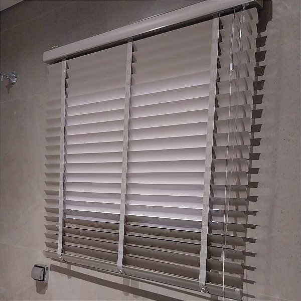 PERSIANA HORIZONTAL 50 MM COM FITA