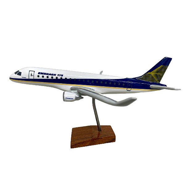 Maquete E175 / 1:100