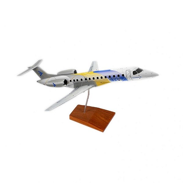 Maquete Embraer 135