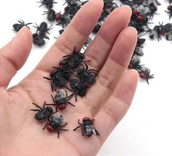 Mosca Fake de Plástico – Kit com 50 Unidades para Decoração e Pegadinhas