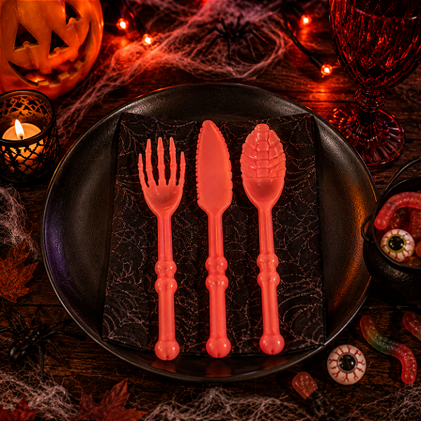 Kit Talheres com Colher, Faca e Garfo – Halloween Horripilante - Cor Vermelho