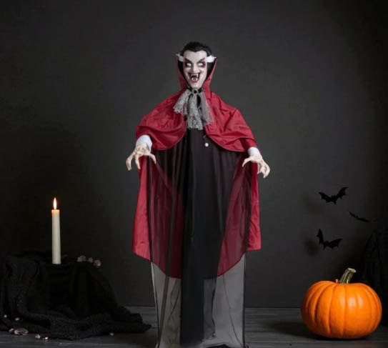 Enfeite Decorativo de Halloween Vampiro com Som e Movimento 180cm