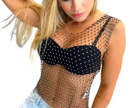 Top Cropped com Pedraria e Strass Preto Brilhoso – Look para Carnaval e Festas