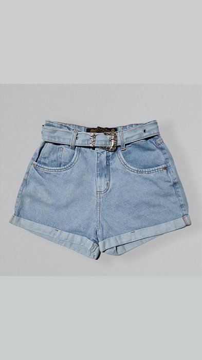 shorts mom