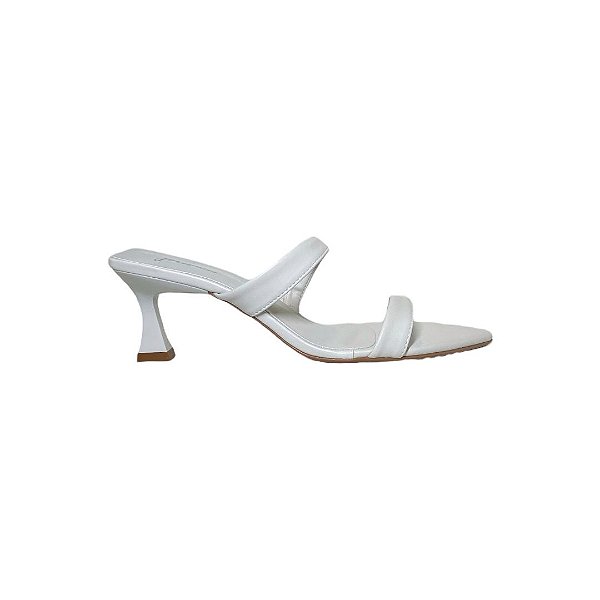 Jennifer off white
