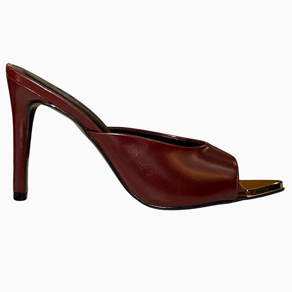 Cristine tamanco bico metal polido marsala