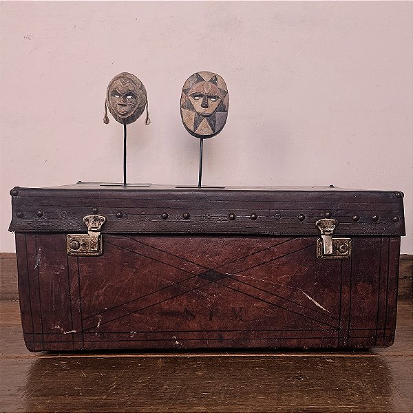 Mala de Viagem em Couro com Ferragem, MG, XX - 71x46cm (L x P)