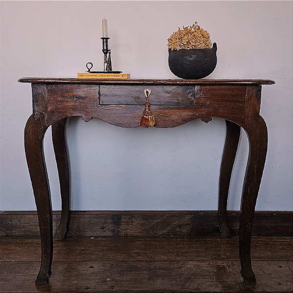 Mesa de Apoio com Gaveta em Madeira Maciça, MG - 50x91cm (L x C)