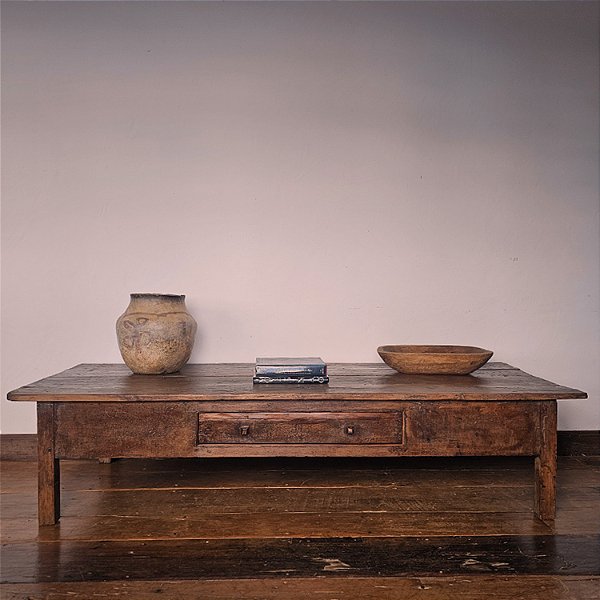 Mesa de Centro Rústica c/ Gaveta, Início Séc. XX - 84x221cm (L x C)