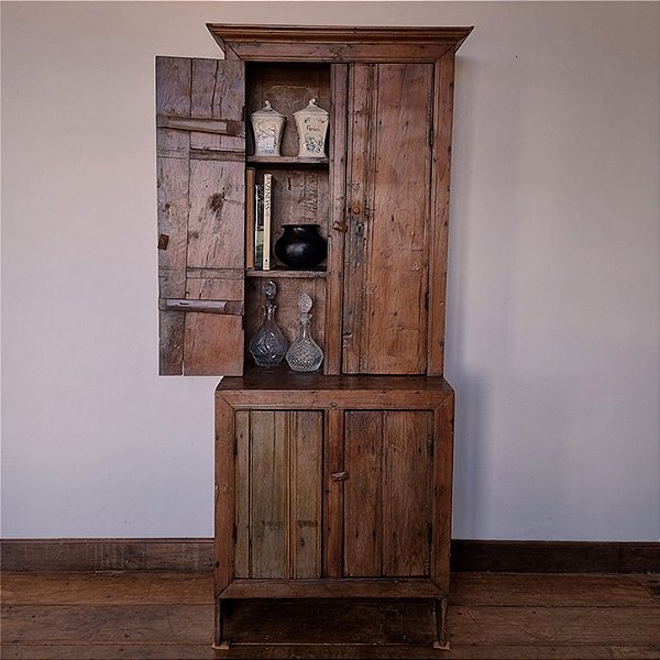 Armário Louceiro do Início Séc. XX - 81x50x214cm