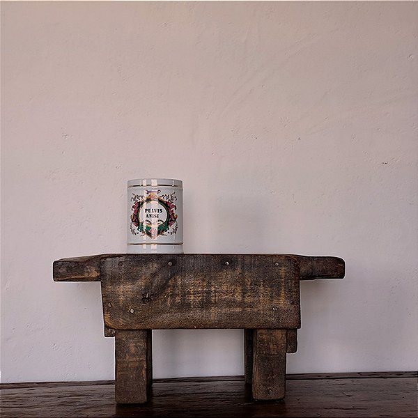 Banqueta Antiga de Casas de Produção de Farinha, Séc. XX - 57x26x29cm