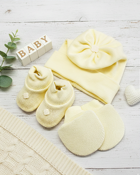 Kit Presente Bebê 3 Pçs Touca Luva Sapatinho Bebê Tricot 1005