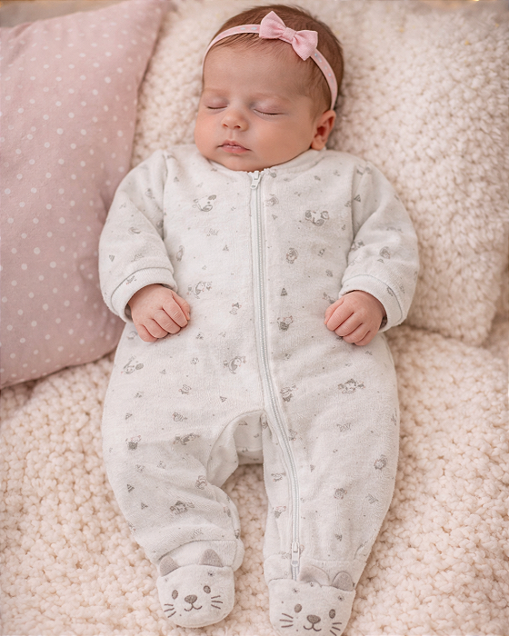 Macacão Bebê Malha Zíper Duplo Pezinhos Bordados Letut 19656