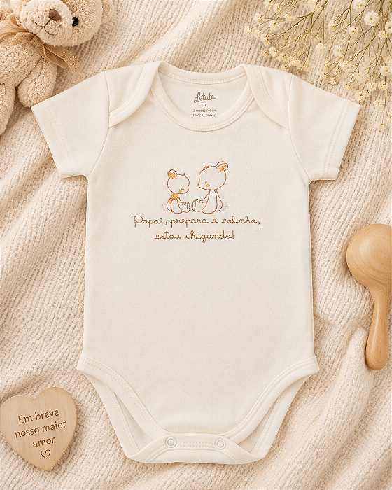 Body Bebê Manga Curta Frase "Papai ..." Bordada Letut 300227