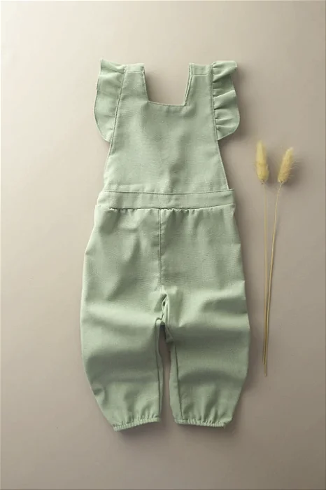 Jardineira Camel Babado