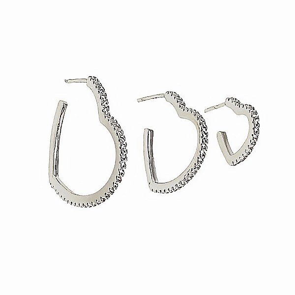 Trio de brincos banhados em ródio branco corações vazados cravejados de zircônias